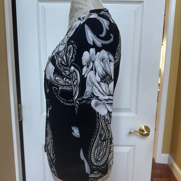 WHITE HOUSE BLACK MARKET FLORAL CARDIGAN W/RHINESTONES:PREOWNED SMALL - Picture 7 of 14